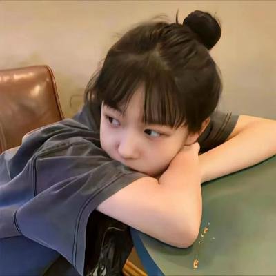 聪明的金发美女